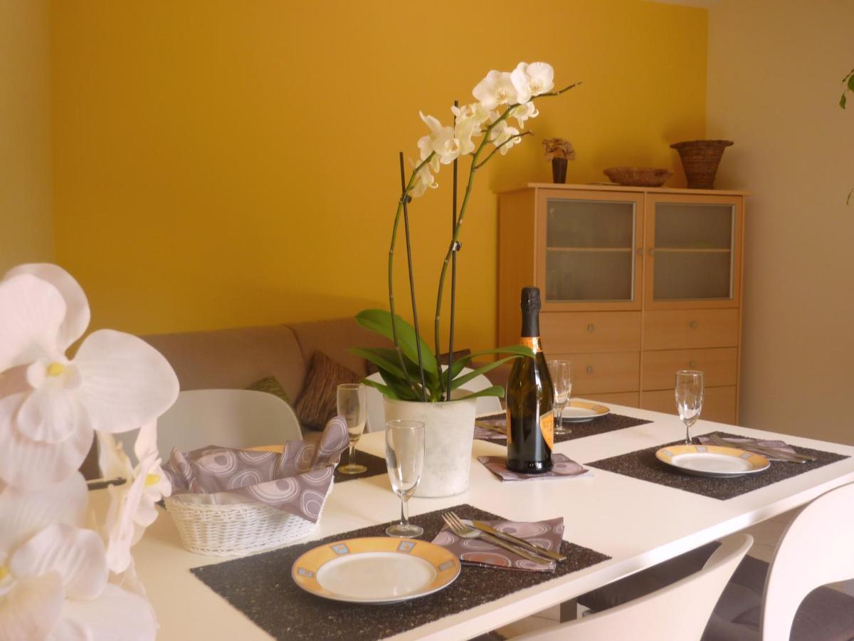 Ferienwohnung Gallo Mit Ueberdachter Terrasse Parkplatz 100 Mtr Z Strand カンノビオ エクステリア 写真